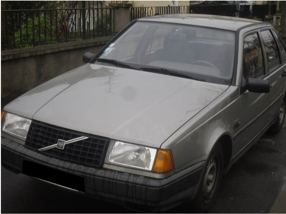 [Image: volvo440-003.jpg]